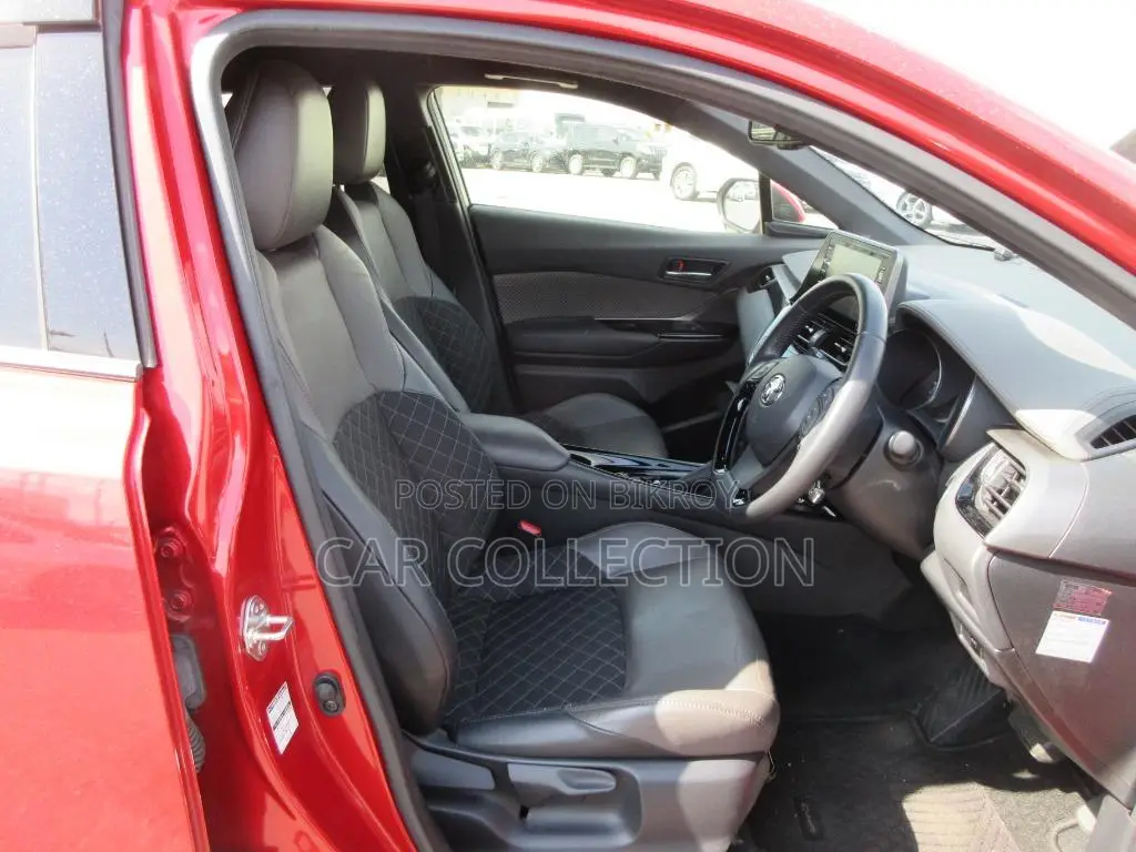 Toyota C-HR G LED , RED COLOR 2020