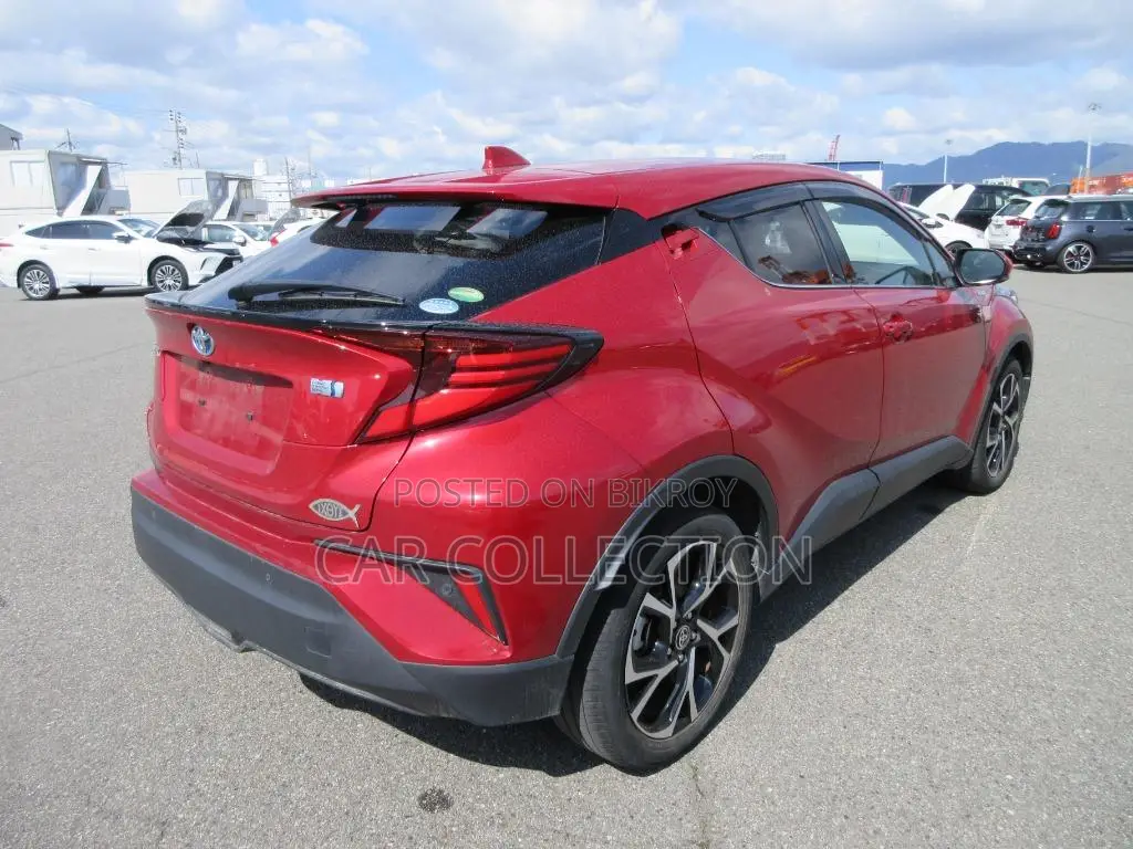Toyota C-HR G LED , RED COLOR 2020