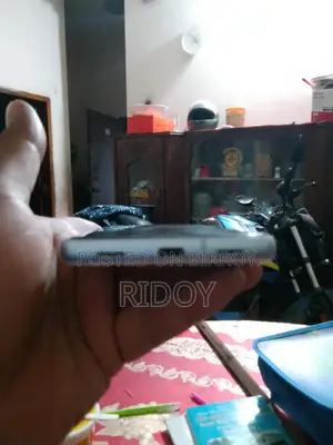 Google Pixel 5a . (Used)