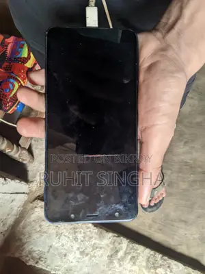 Samsung Galaxy A7 . (Used)
