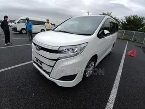 Toyota Noah X নন হাইব্রিড ২-PW ২০২০