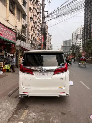 Toyota Alphard Business Class for rent