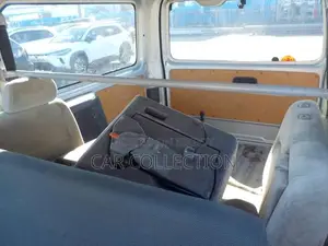 Toyota Hiace GL DUAL AC 2021