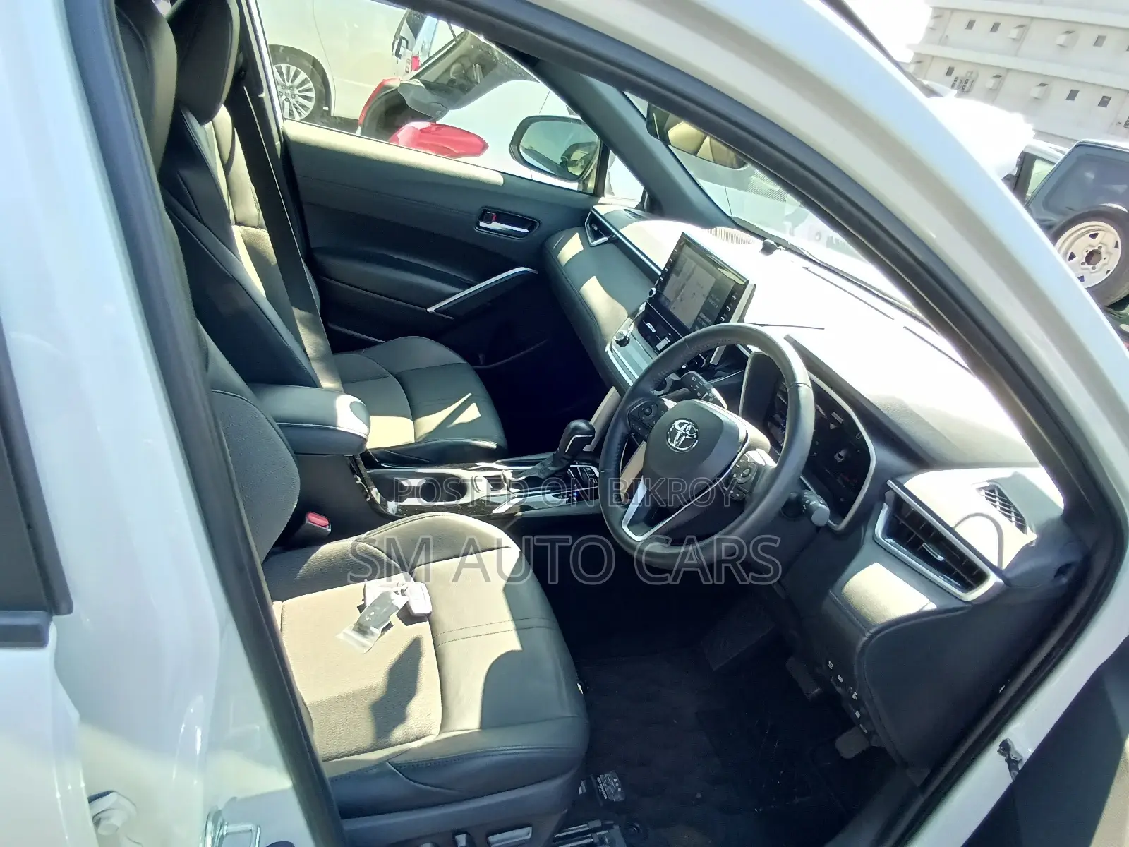 Toyota Corolla Cross Z Pearl Full Option 2023