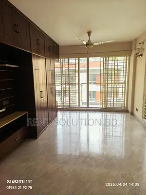 সেমি ফার্নিশড চমৎকার ইন্টেরিয়র