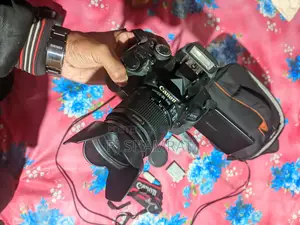 Canon 600D with 18-55 kit lens