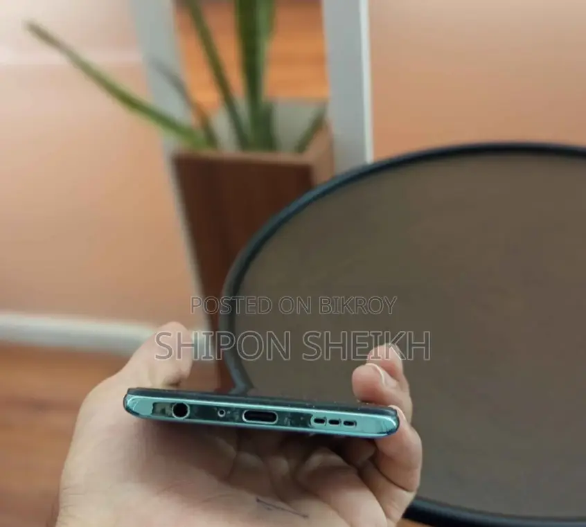 OPPO F15 8/256 GB (Used)