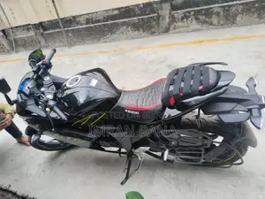 Suzuki Gixxer SF . 2025