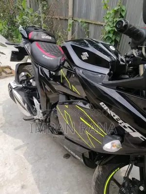 Suzuki Gixxer SF . 2025