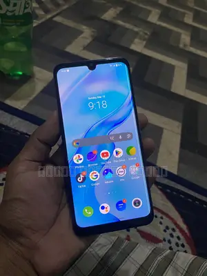Vivo V20 (Used)