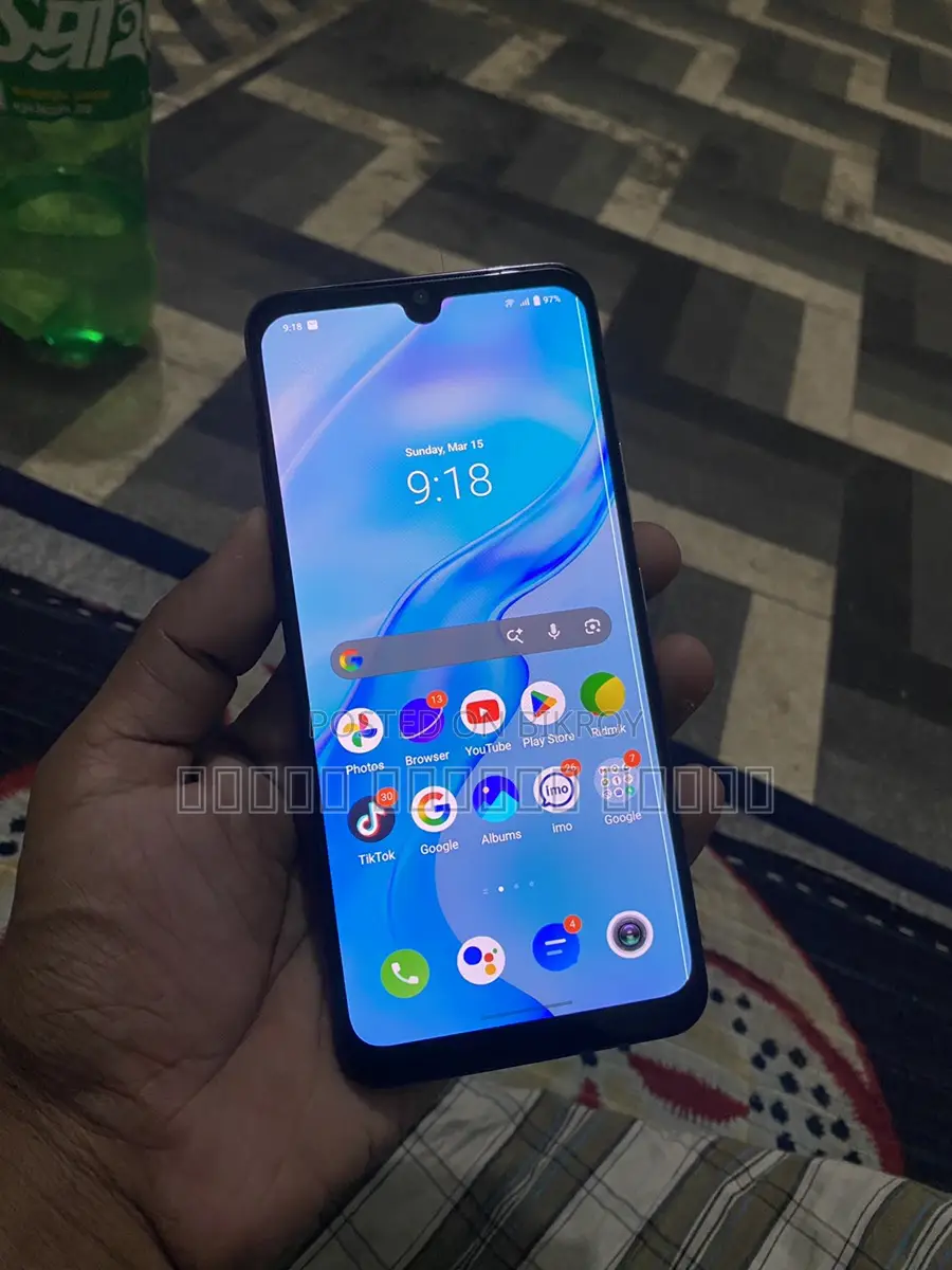 Vivo V20 (Used)