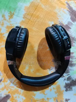 ইয়ারবাডস বিক্রির জন্য