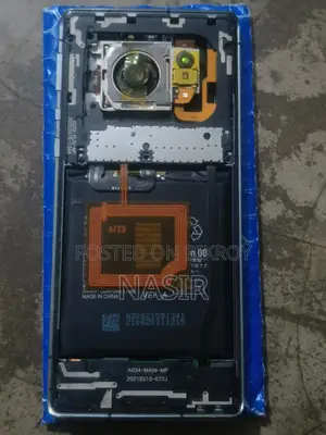 Auqus r6 Battery and Earpiece Body
