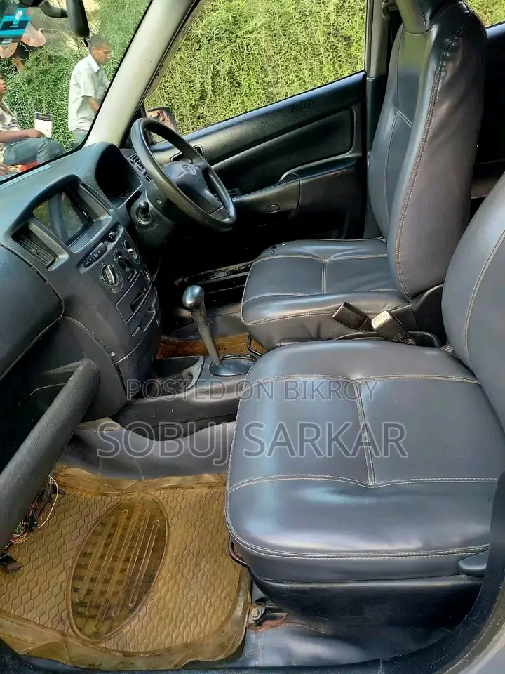 Toyota Probox 2005