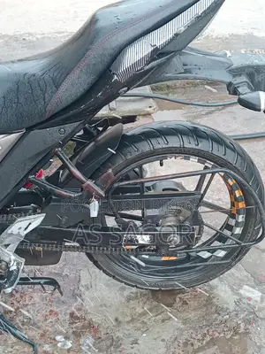 সুজুকি জিক্সার মনোটোন ২০২২ ব্ল্যাক