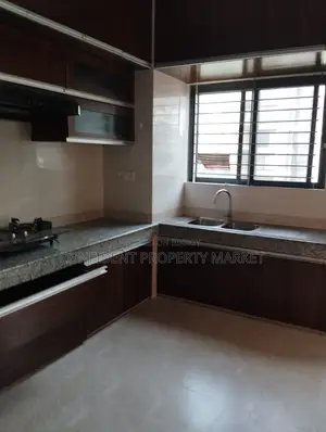 বারিধারায় ভাড়া দেওয়ার জন্য সম্পূর্ণ ফার্নিশড অ্যাপার্টমেন্ট