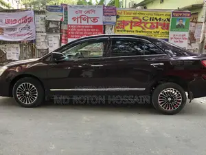 Toyota Premio 2012
