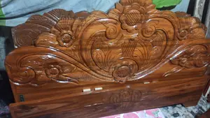 সেমি বক্স 6 ফুট বাই ৭