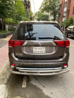 Mitsubishi Outlander 2015 Brown