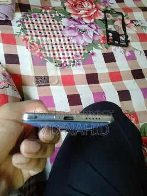 Vivo V27 (Used)