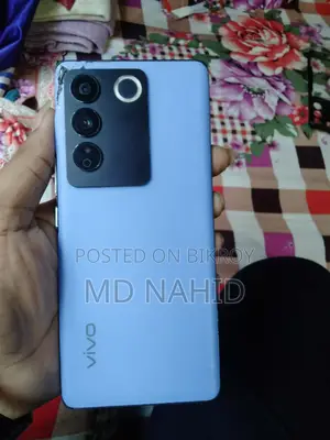 Vivo V27 (Used)