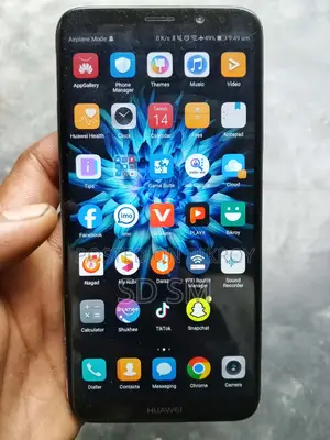 Huawei Mate 10 lite . (Used)