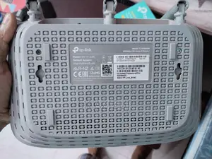 Tp Link 300 Mbps Wireless Router (3 Antennas)