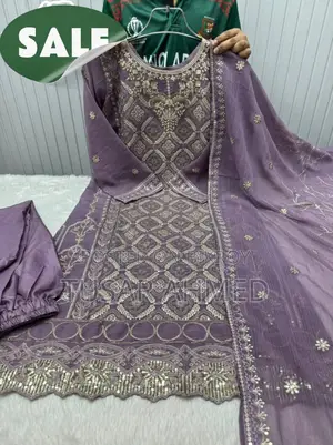রেডিমেড থ্রি পিস – হেভি এমব্রয়ডারি গর্জিয়াস কালেকশন