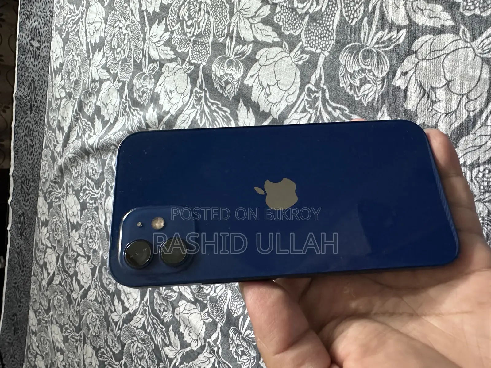 Apple iPhone 12 (Used)