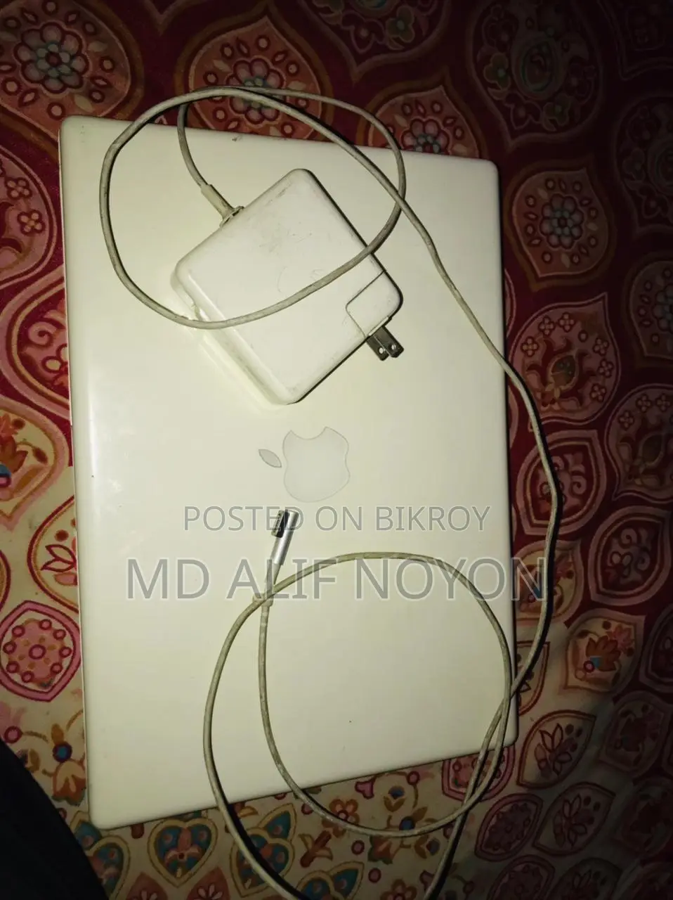 MacBook
