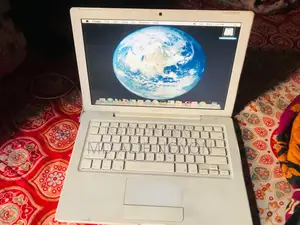 MacBook