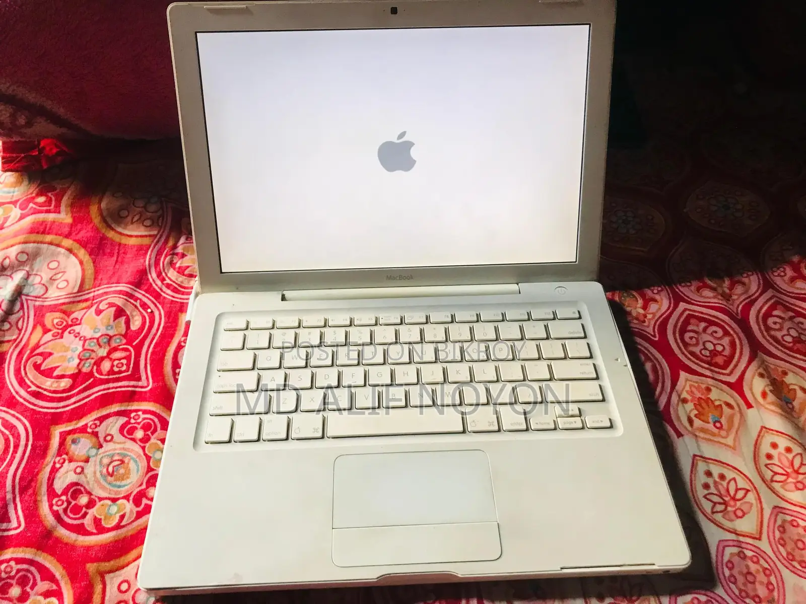 MacBook