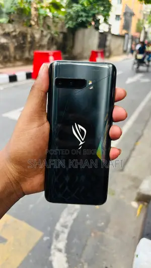 আসুস আরওজি ফোন ৩ ৫১২ জিবি ব্ল্যাক