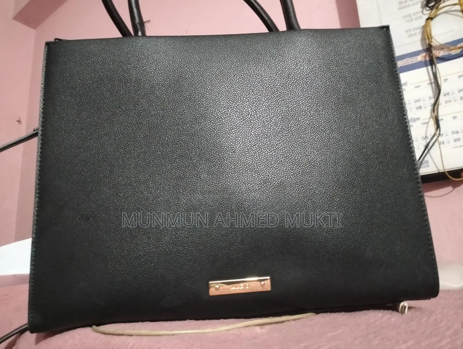 Adlo Black Bag