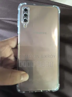Samsung Galaxy A7 . (Used)
