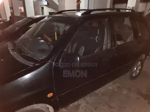 Toyota Raum 2001 Black