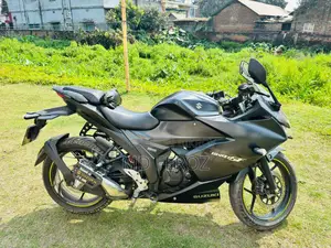 Suzuki Gixxer SF 2023