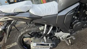 Yamaha FZs V2 2023