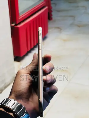 Apple iPhone 8 Plus . (Used)