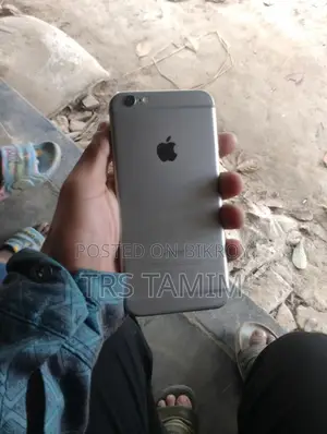 Apple iPhone 6 . (Used)