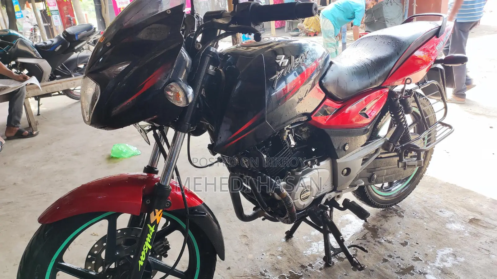 Bajaj Pulsar 150 , 2016