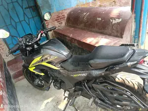 Honda Hornet . 2018