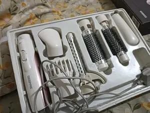হেয়ার স্টাইলার