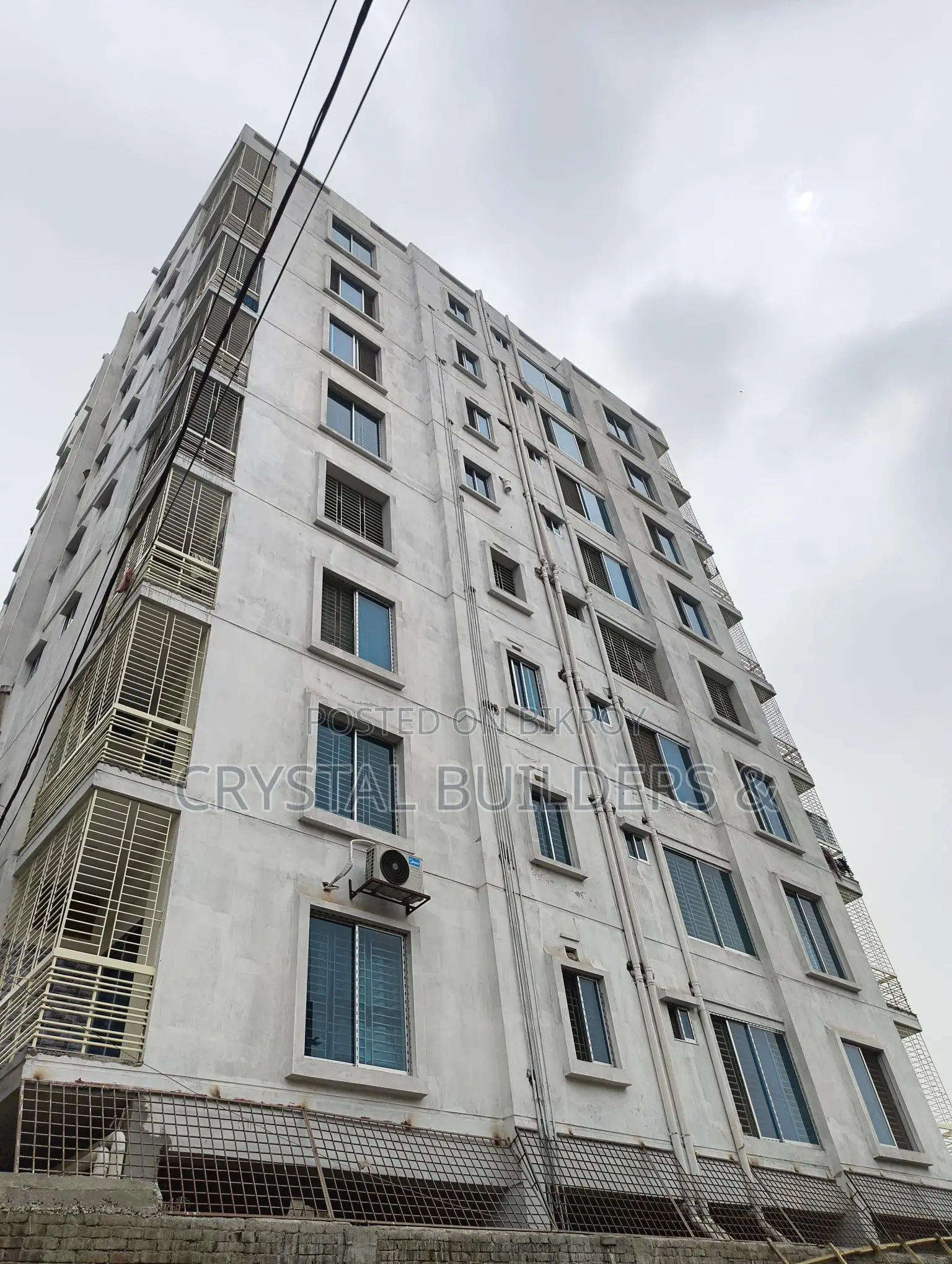 Ready flat on 5.5 katha land, price 90 lakh taka