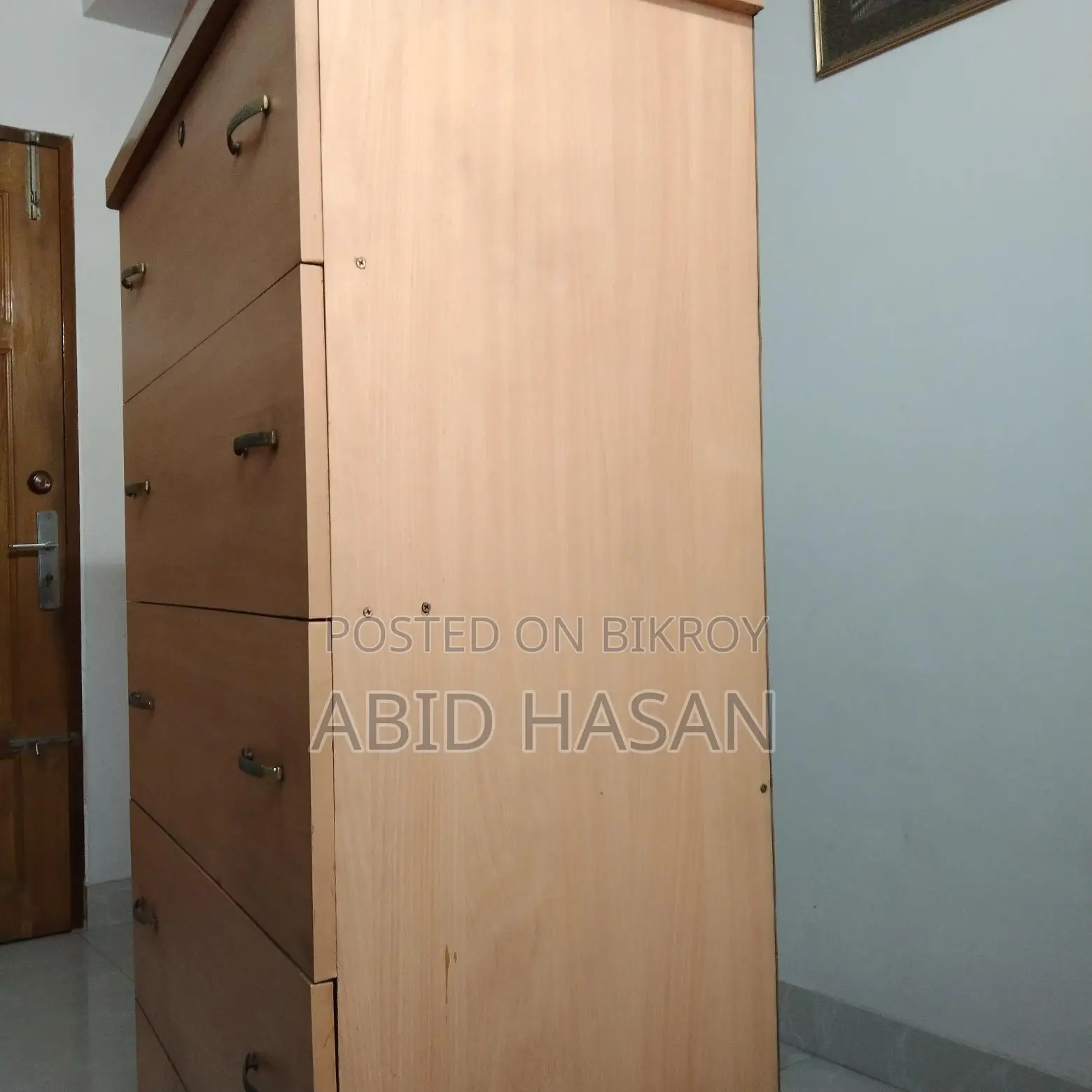 ওয়ারড্রোব বিক্রি