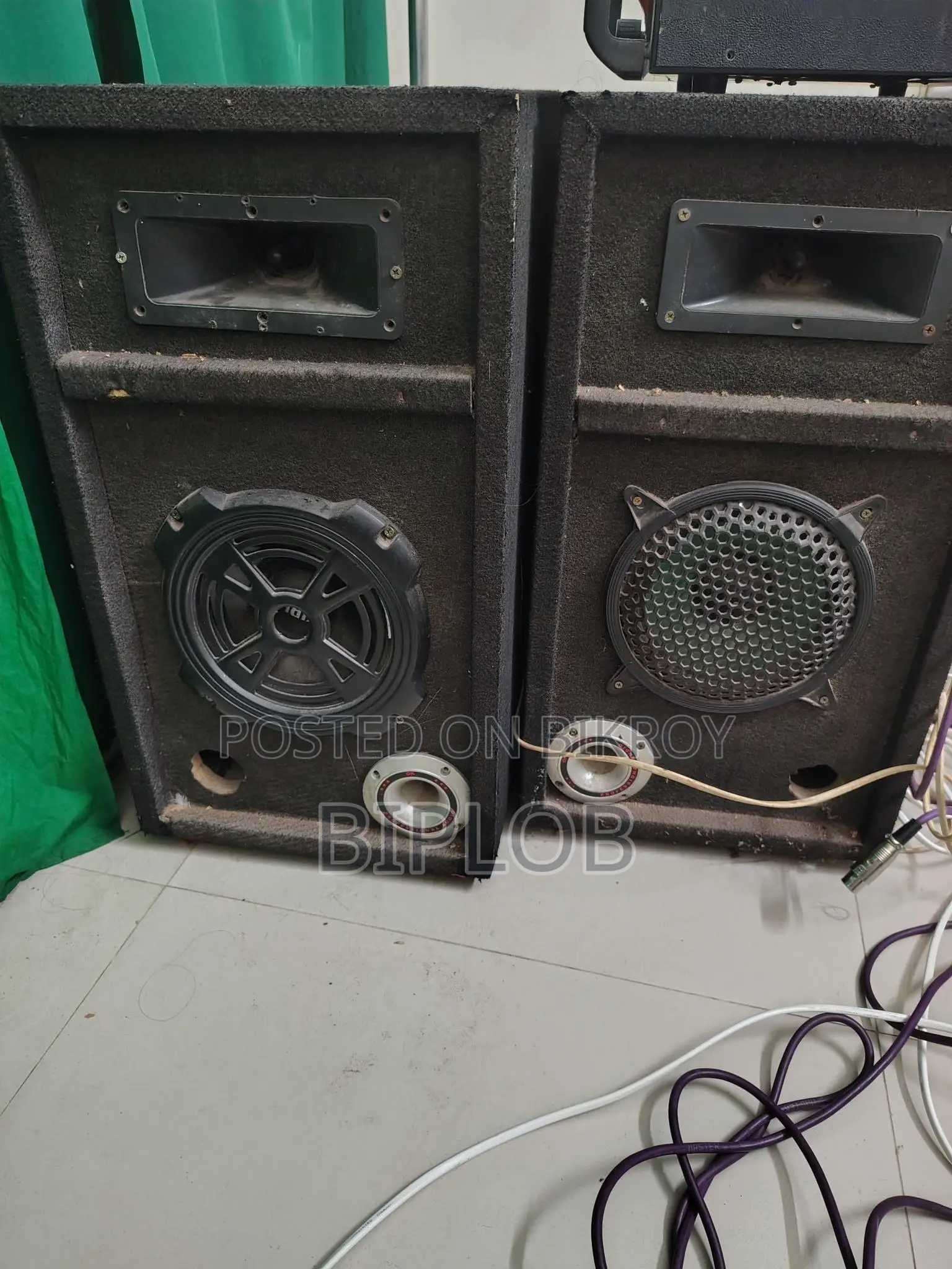 সাউন্ড বক্স ৮ ইঞ্চি ২ টা স্পিকার বিক্রি হবে