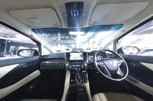 Toyota Alphard Executive Lounge 2021
