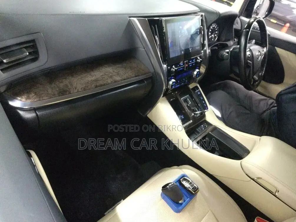 Toyota Alphard Executive Lounge 2021