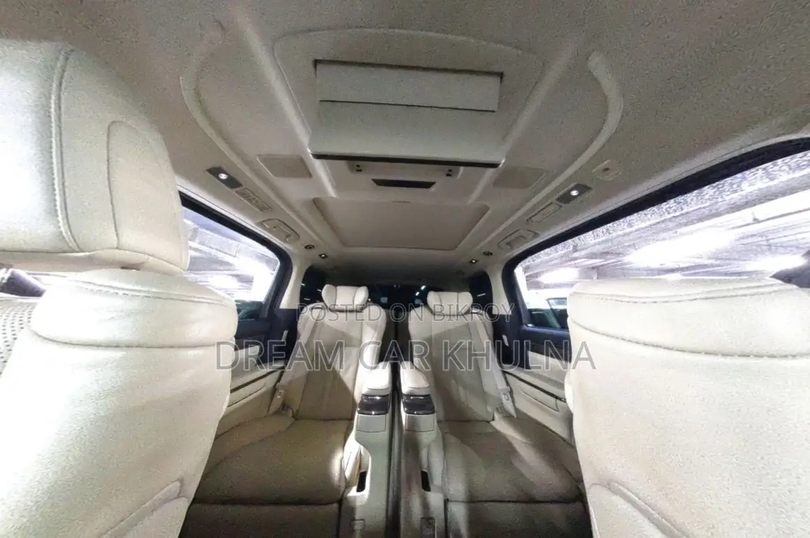 Toyota Alphard Executive Lounge 2021