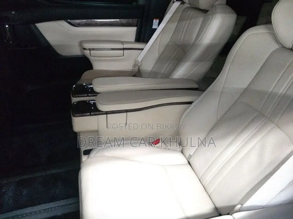 Toyota Alphard Executive Lounge 2021